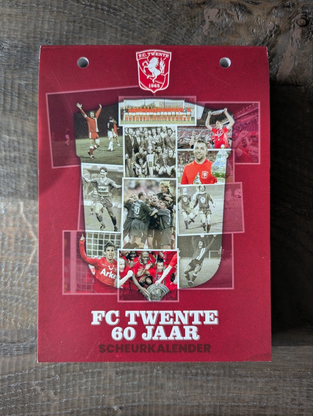 FC Twente 60 jaar scheurkalender, Verzamelen, Ophalen of Verzenden, Nieuw, F.C. Twente, Overige typen