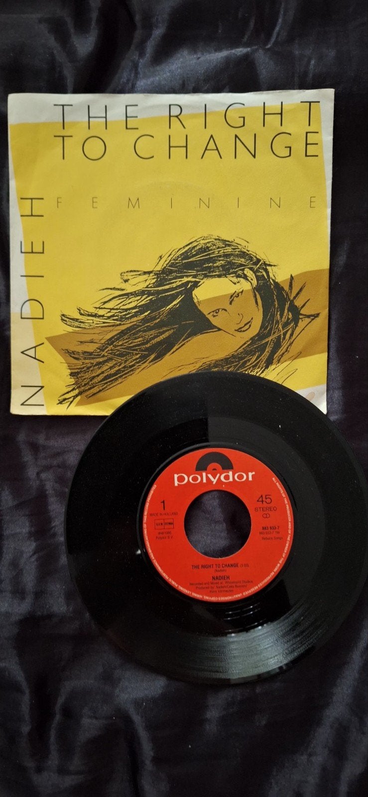 Nadieh - The Right To Change / Feminine (7 inch single), Gebruikt, 7 inch, Ophalen of Verzenden, Pop
