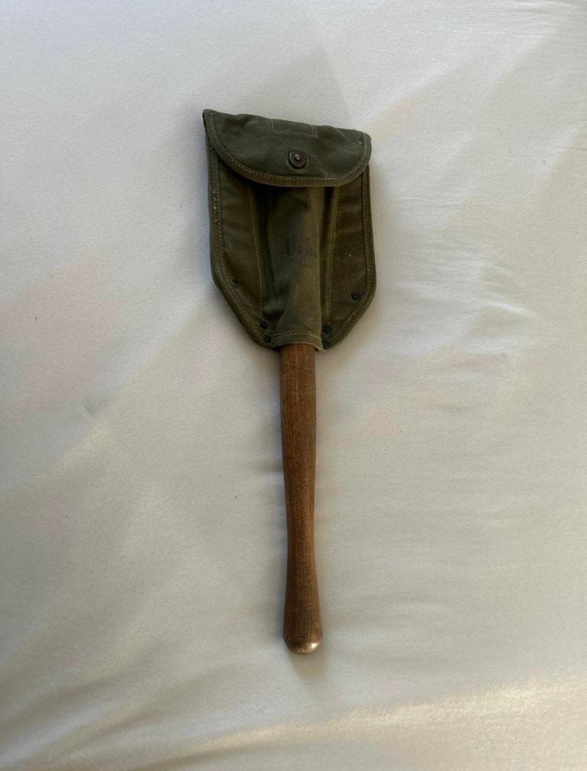 US WW2 Opvouwbare Schop met Hoes - Goede Staat, Verzamelen, Ophalen of Verzenden, Landmacht, Amerika, Overige typen