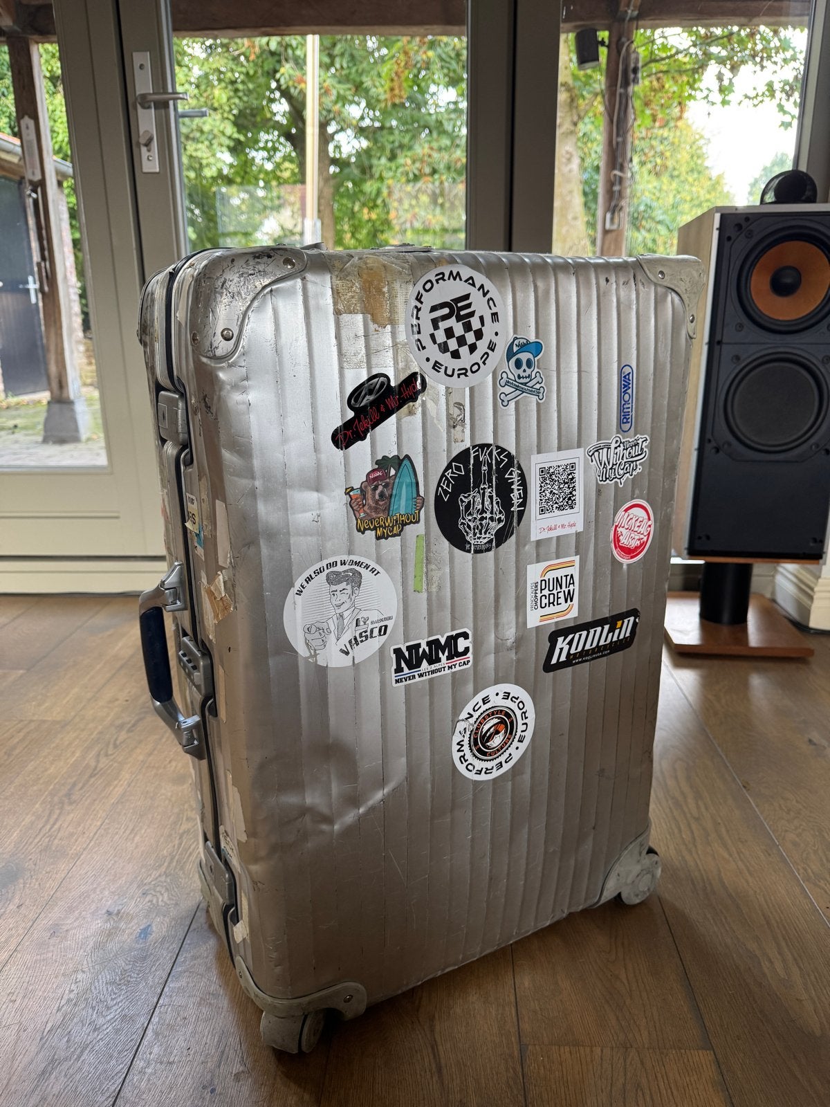 Rimowa koffer - Vintage look, ideaal voor decoratie, Gebruikt, 45 tot 55 cm, Metaal, Wieltjes