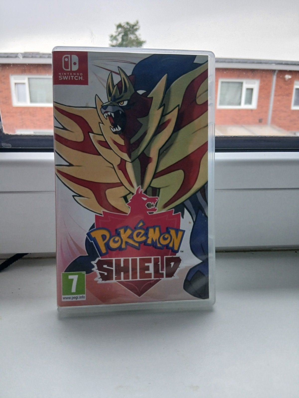 Pokémon Shield (Nintendo Switch) - Gebruikt, 1 speler, Ophalen, Gebruikt, Vanaf 7 jaar