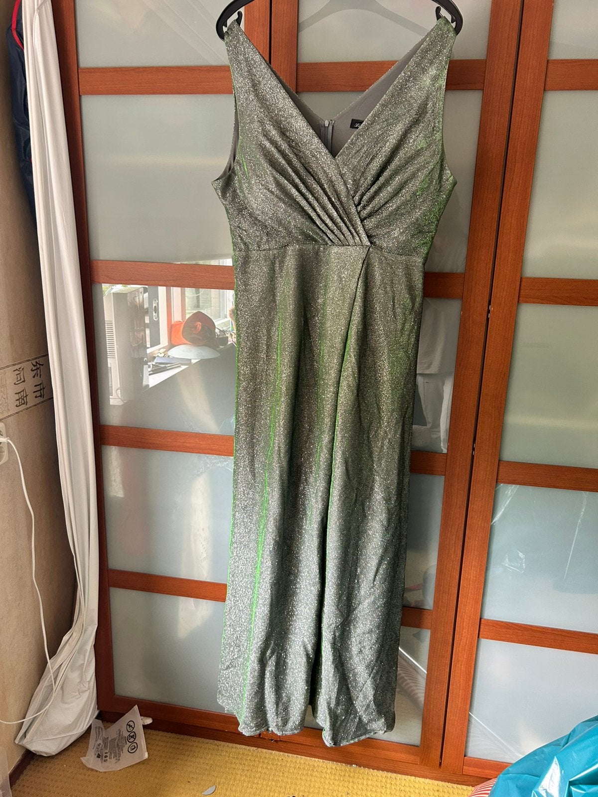 Mooie groene glitterjurk maat 46, Ophalen of Verzenden, Zo goed als nieuw, Groen, Galajurk