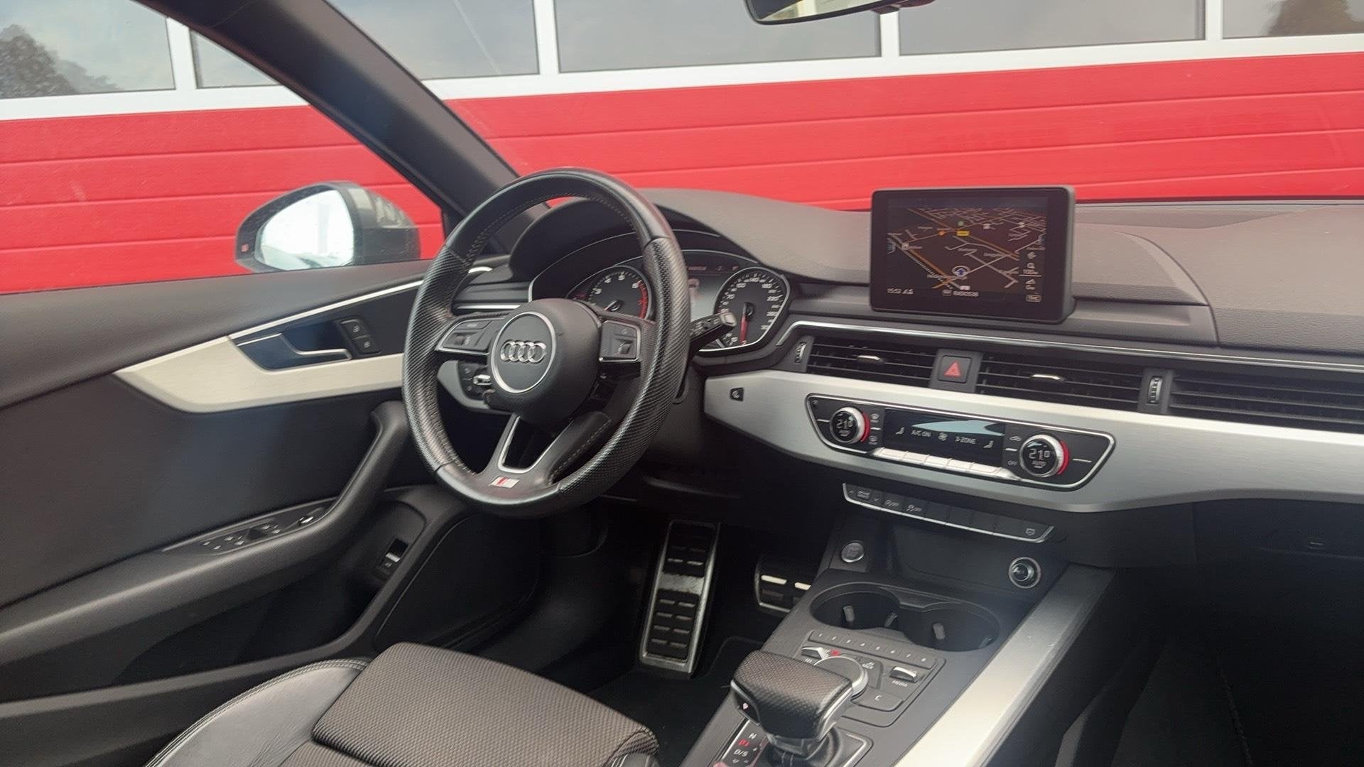 Audi A4 Avant 1.4 TFSI Lease Edition AUTOMAAT / TREKHAAK / S, Auto's, Gebruikt, 4 cilinders, 150 pk, Origineel Nederlands