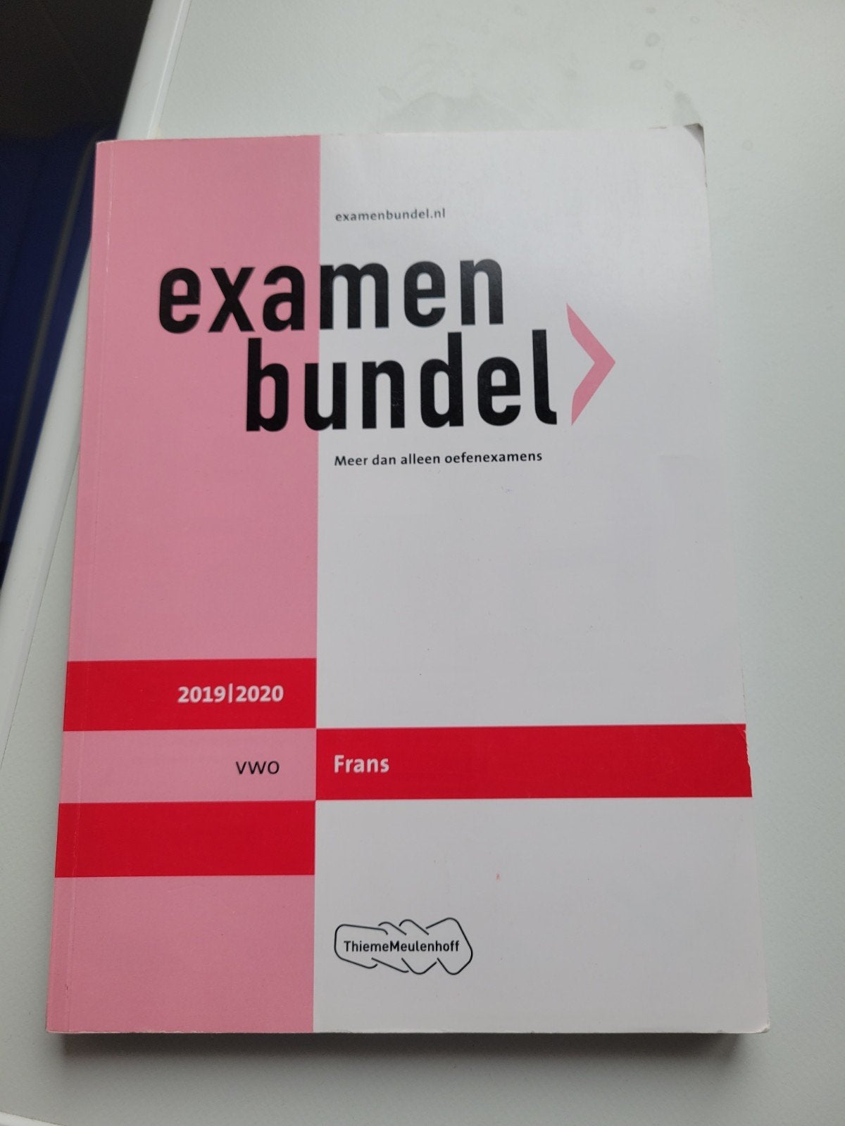 Examenbundel Frans VWO 2019/2020, Ophalen of Verzenden, Alpha, Zo goed als nieuw, WO