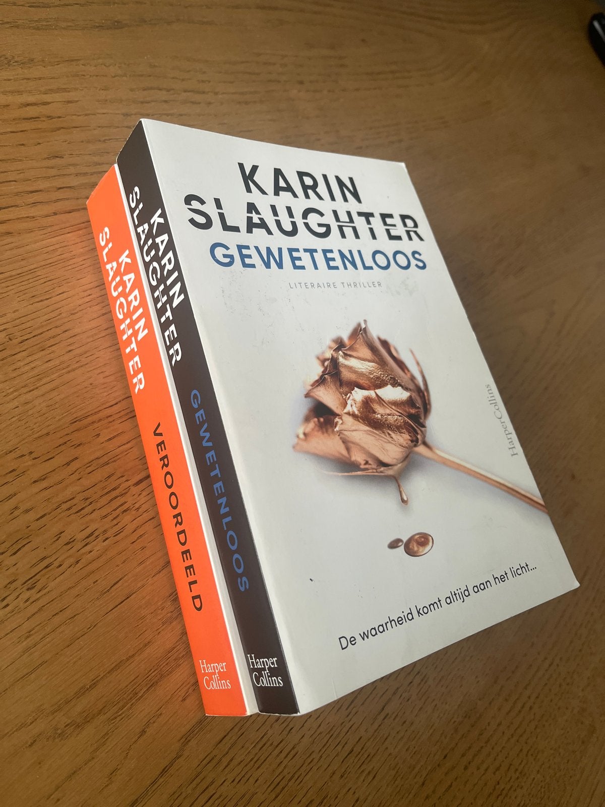 Karin Slaughter - Gewetenloos & Veroordeeld (2 thrillers), Ophalen of Verzenden, Gelezen, Wereld overig