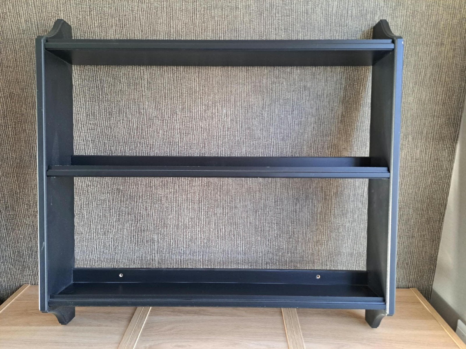 Zwart wandrek IKEA (H76xB80xD13), Huis en Inrichting, Ophalen, Gebruikt