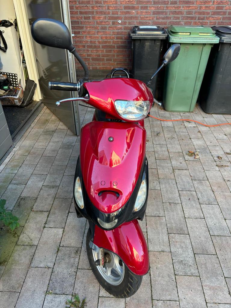 Baotian Classic Scooter - Rood, Betrouwbaar en Zuinig, Fietsen en Brommers, Scooters | Overige merken, Ophalen of Verzenden, Gebruikt