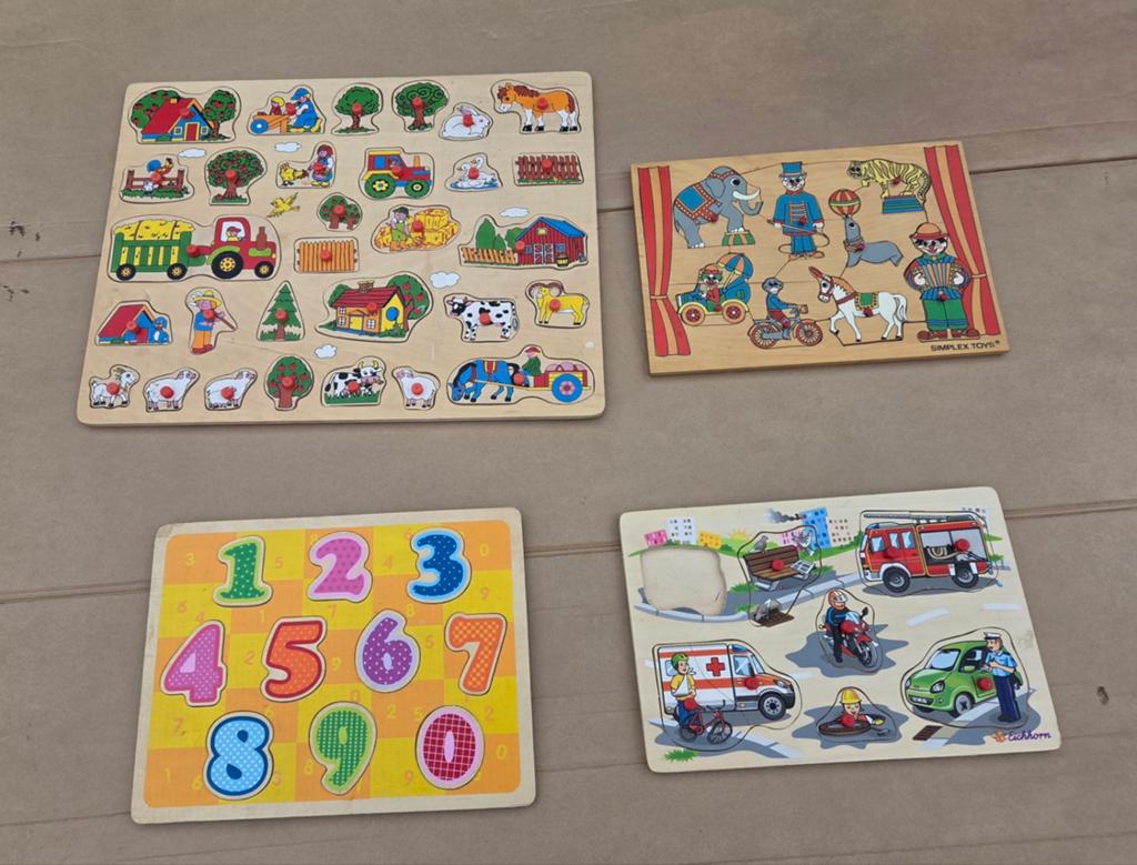 Houten puzzels 4 stuks, Ophalen, Minder dan 10 stukjes, Gebruikt, 6 maanden tot 2 jaar