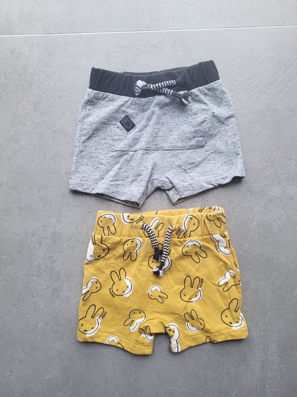 Shorts maat 62 Nijntje, C&A, Broekje, Ophalen of Verzenden, Zo goed als nieuw