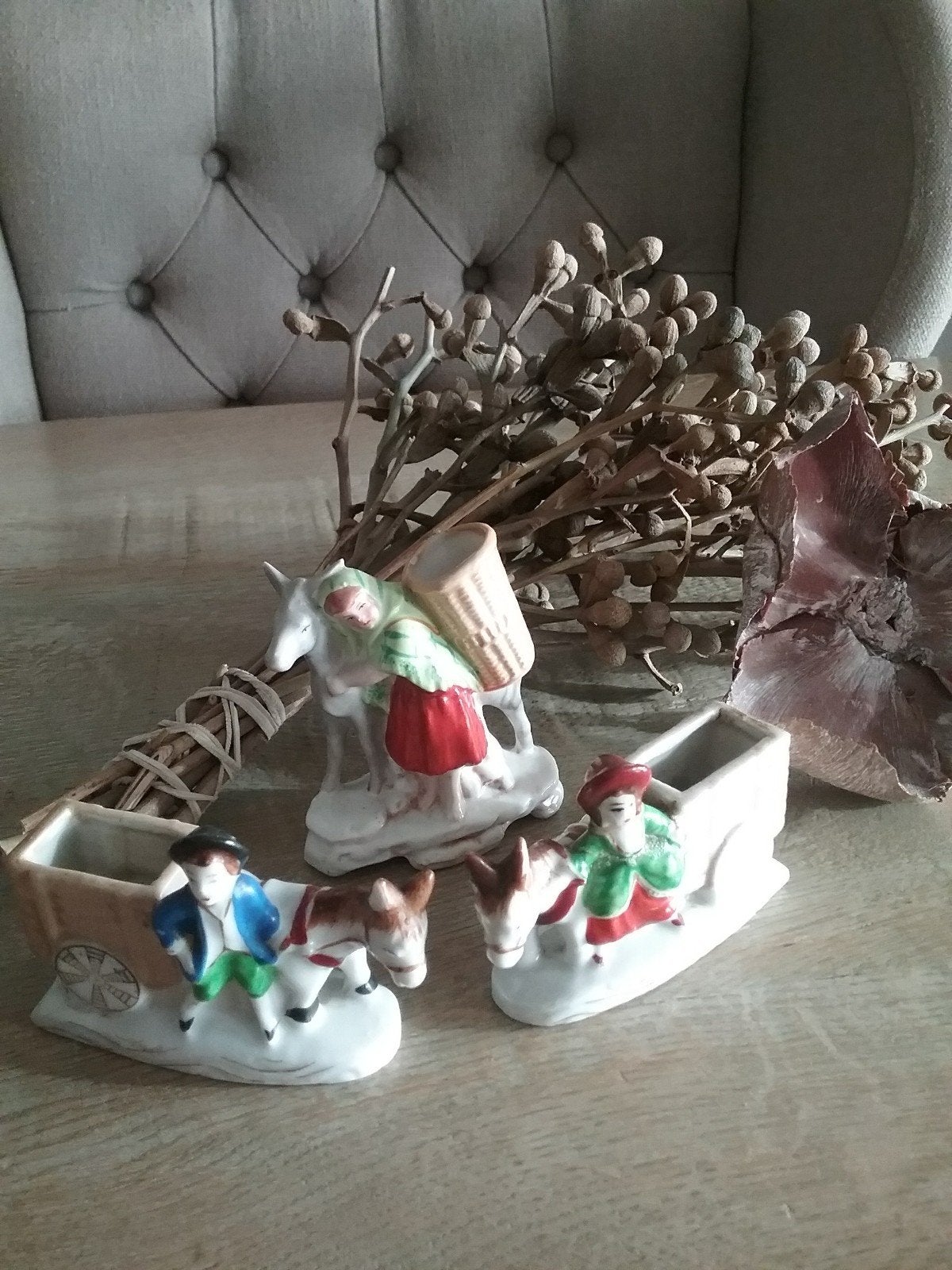 ANTIEKE BEELDJES...( BLOEM WAGENTJES + MEISJE MET EZELTJE..., Antiek en Kunst, Ophalen of Verzenden