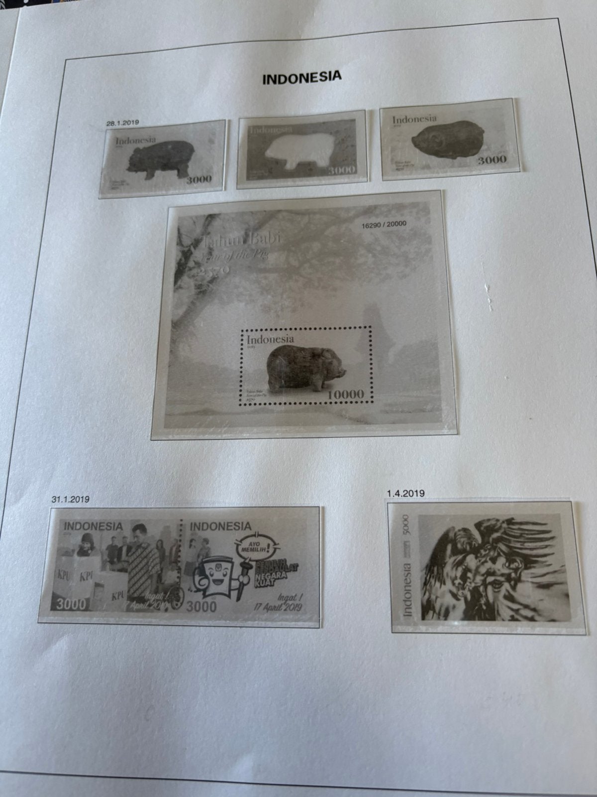 Davo luxe bladen 2019 Indonesië met stroken, Postzegels en Munten, Verzenden, Verzamelalbum