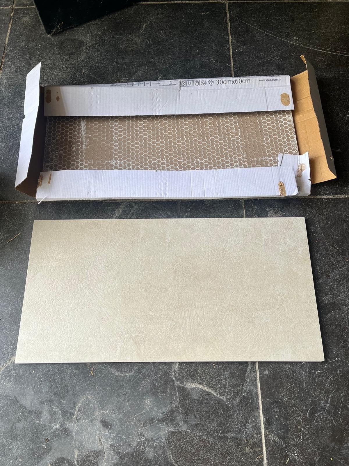 20 tegels 30x60 cm, nieuw in doos, Doe-het-zelf en Verbouw, Ophalen, 40 tot 60 cm, Graniet, Nieuw