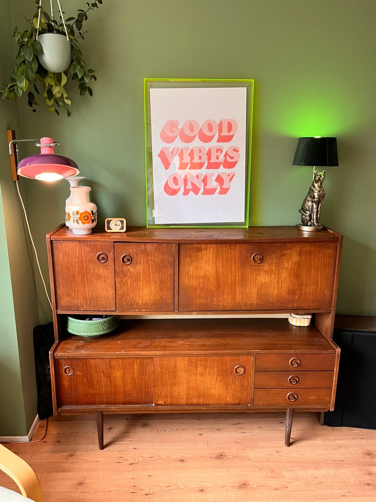 Vintage wandkast, Ophalen, Gebruikt, Minder dan 150 cm, Met deur(en)