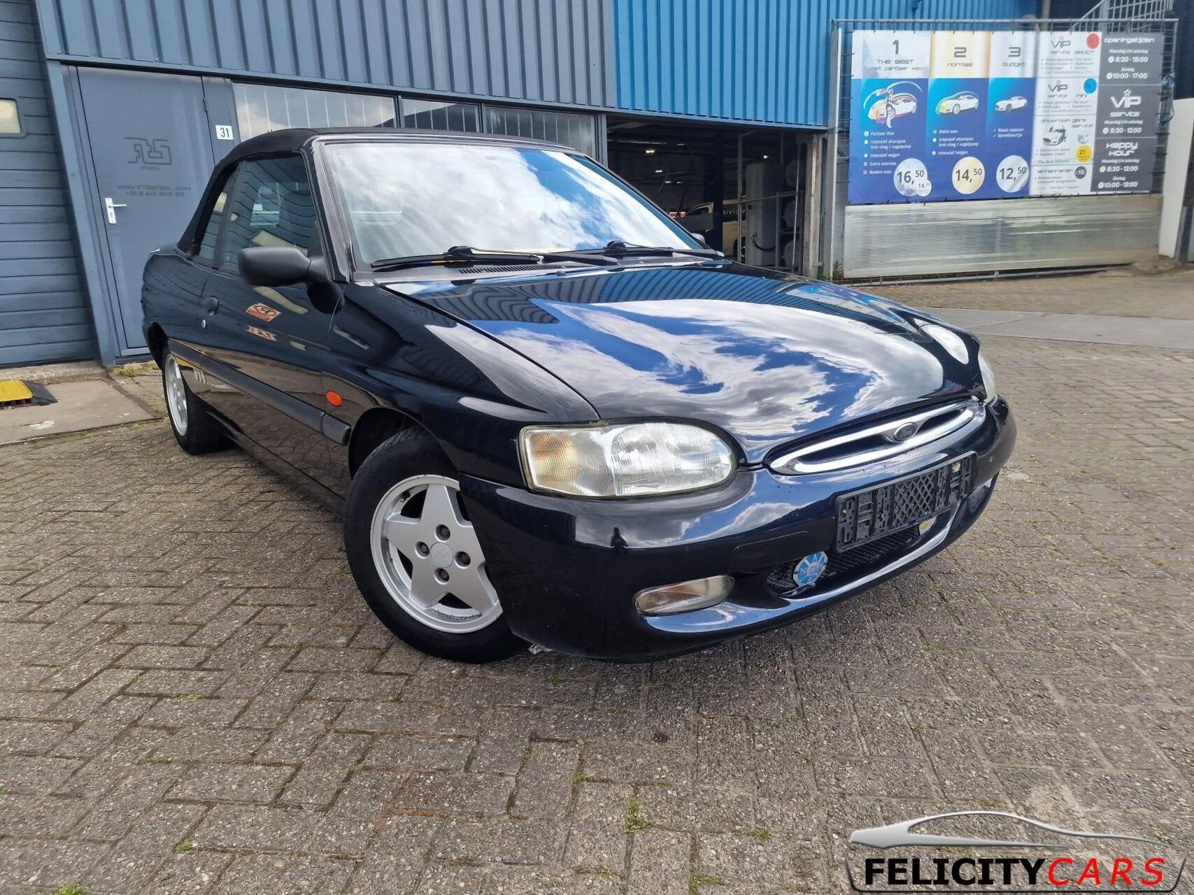 Ford Escort Cabrio 1.6 Pacific, Auto's, Escort, 1147 kg, 4 cilinders, Cabriolet