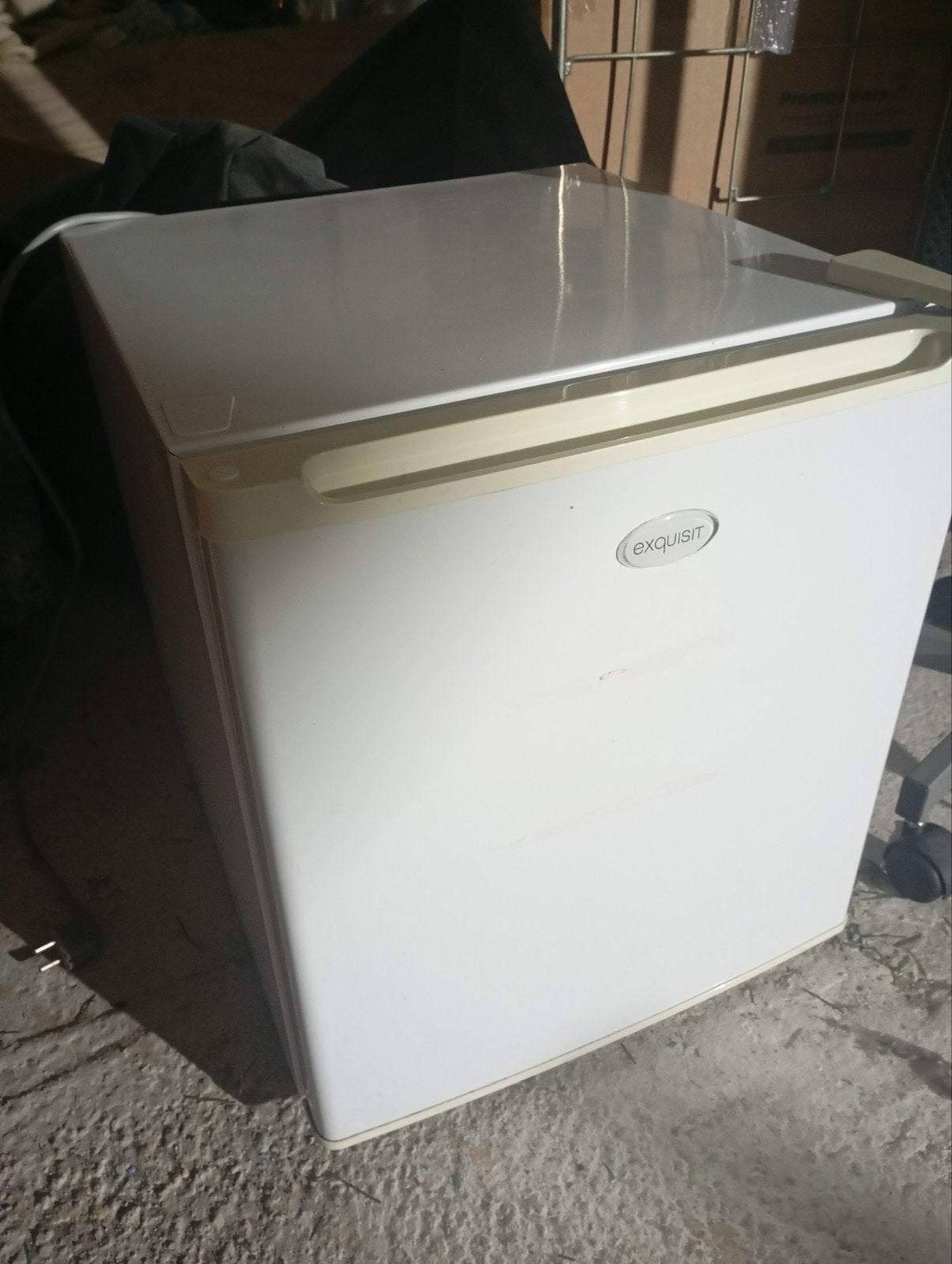 Kleine koelkast met vriesvak - Exquisit, Gebruikt, Ophalen of Verzenden, Minder dan 75 liter, Met vriesvak