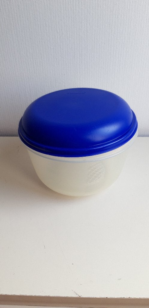 Tupperware 2 L slabol met klein rooster en deksel, Ophalen of Verzenden, Blauw, Overige typen