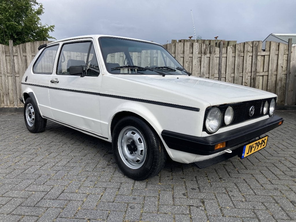 Volkswagen Golf 1 1.5 C LX van 1983 met nieuwe APK., Auto's, 1457 cc, 4 cilinders, 764 kg, Wit