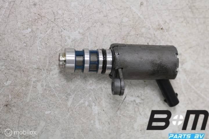 Regelklep nokkenas VW Up! 1.0 TSI CHZA 04E906455Q, Gebruikt