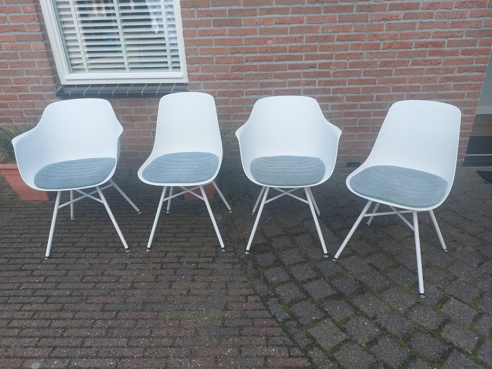 Stoel stoelen eetkamerstoelen, Huis en Inrichting, Ophalen, Wit, Kunststof, Zo goed als nieuw
