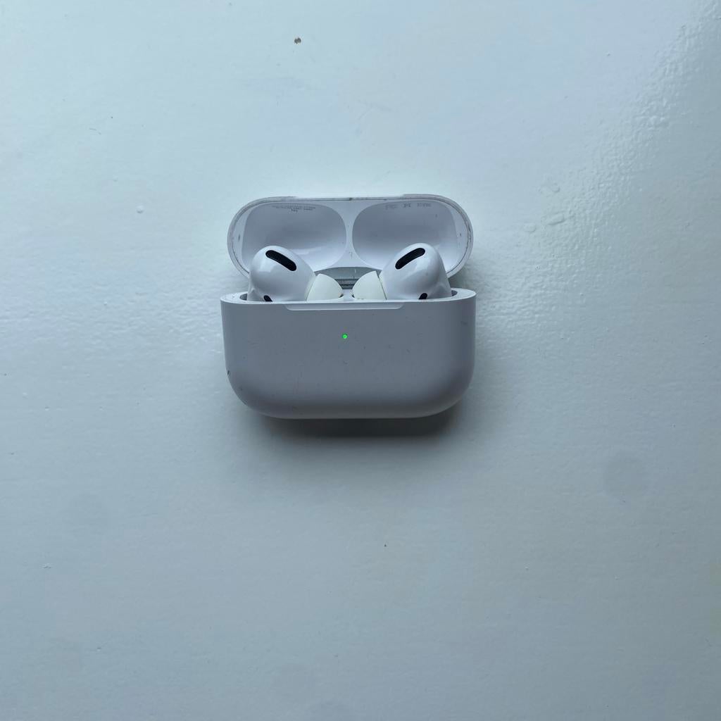 AirPods Pro met MagSafe Oplaadcase, Ophalen of Verzenden, Gebruikt, Draadloos