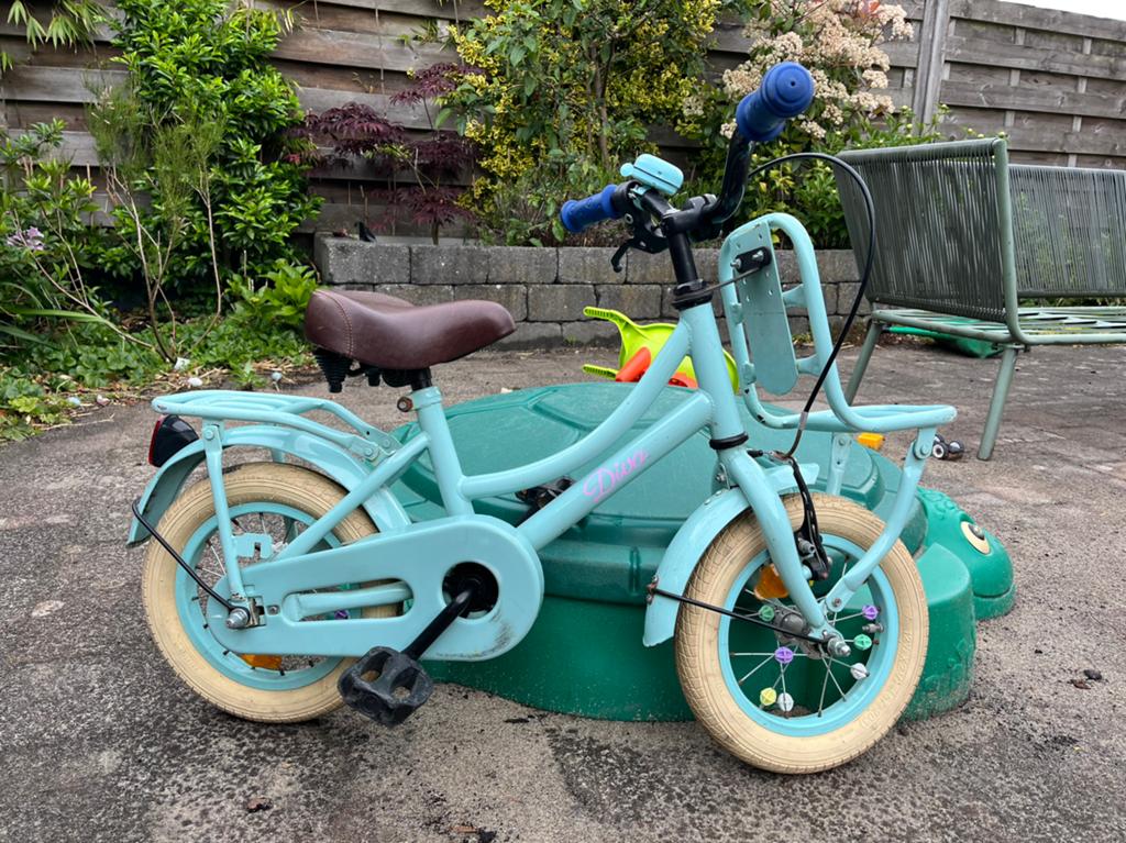 Kinderfiets 12 inch, Fietsen en Brommers, Ophalen, Terugtraprem, Zijwieltjes, Gebruikt