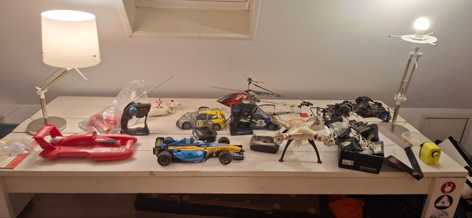 Collectie radiografische auto's, boot, helikopter, drone, Ophalen of Verzenden, Gebruikt