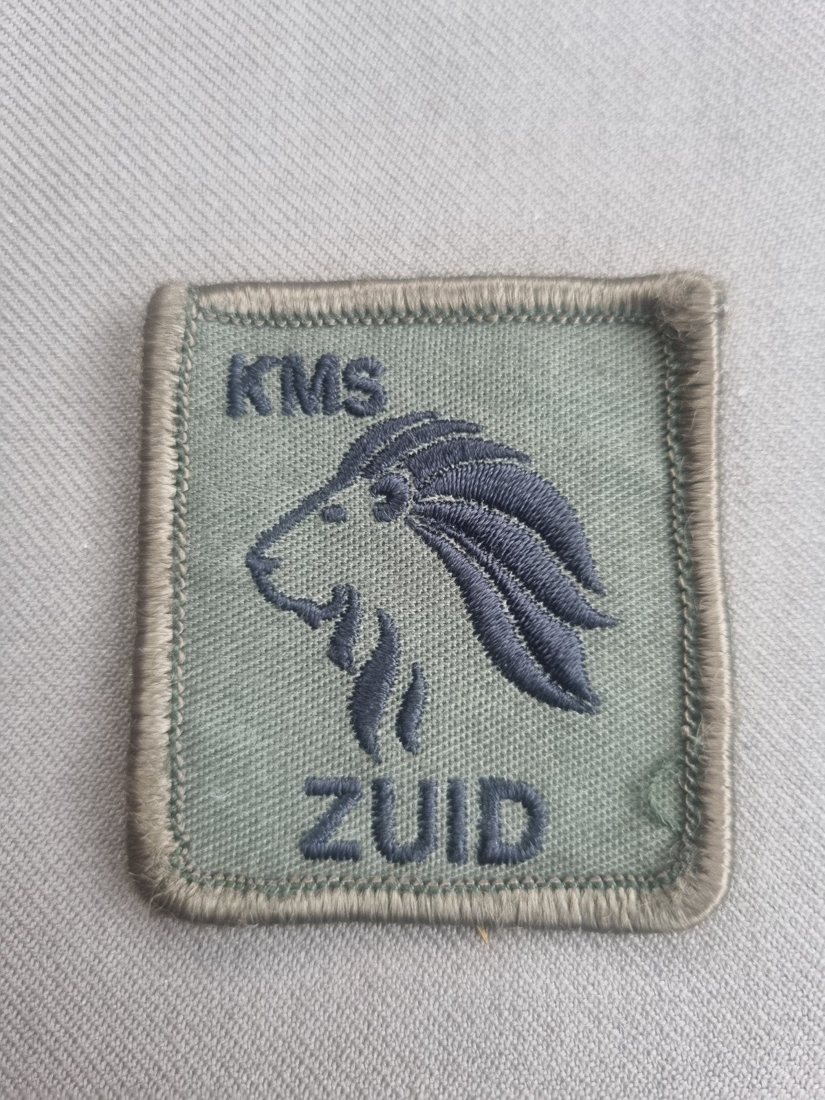 borstpatch KMS ZUID, Verzamelen, Ophalen of Verzenden, Landmacht, Nederland, Embleem of Badge
