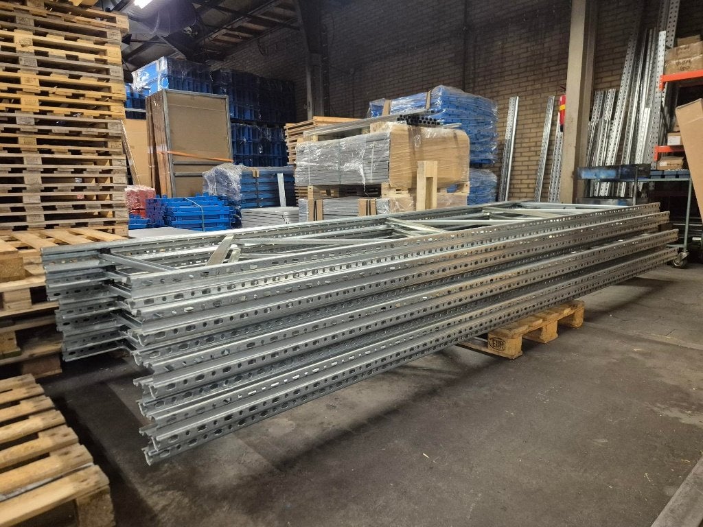 Palletstelling Magazijnstelling 5,67 mtr. koopje, Ophalen