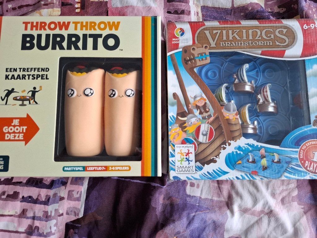 Throw Throw Burrito en Vikings Brainstorm, Ophalen, Nieuw, Vijf spelers of meer, Exploding Kittens