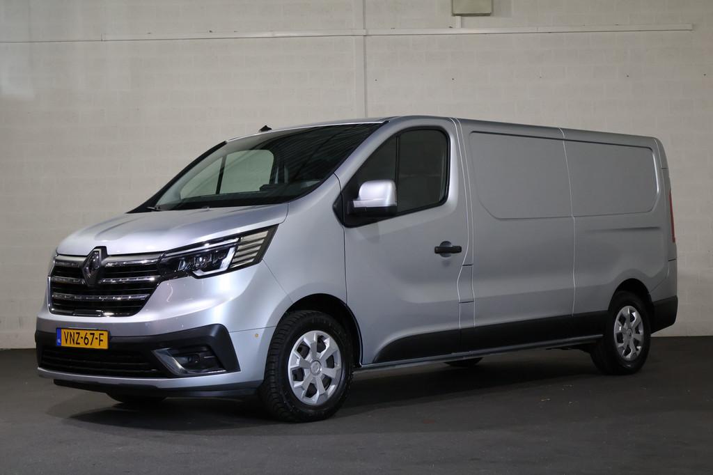 Renault Trafic 2.0 dCi 150pk L2 H1 Automaat (bj 2022), Auto's, Bestelauto's, Stof, Gebruikt, Euro 6, 4 cilinders