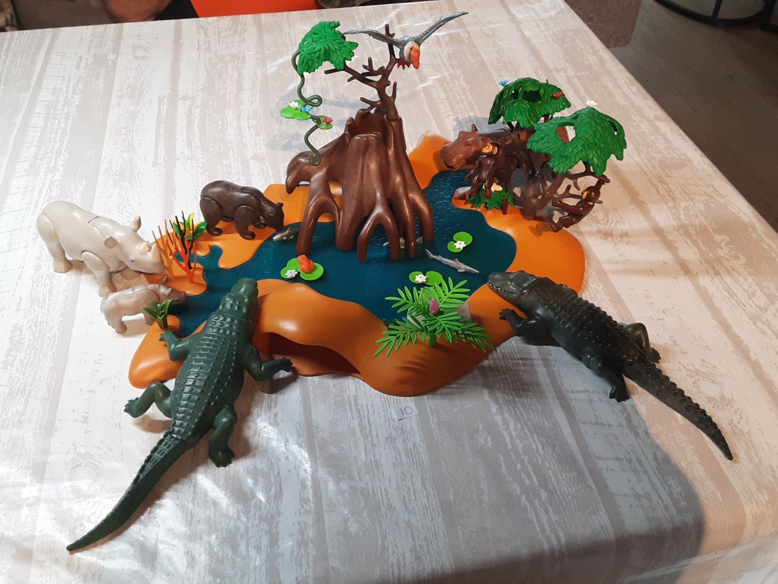DIERENSETS nr 10. Grote waterplas met dieren, Kinderen en Baby's, Speelgoed | Playmobil, Ophalen of Verzenden, Zo goed als nieuw