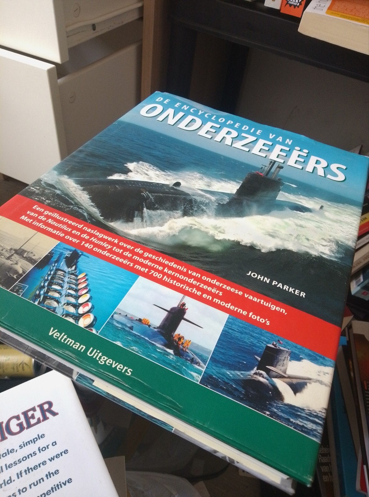 De Encyclopedie van Onderzeeërs - John Parker, Boeken, Encyclopedieën, John Parker, Ophalen of Verzenden, Zo goed als nieuw, Los deel