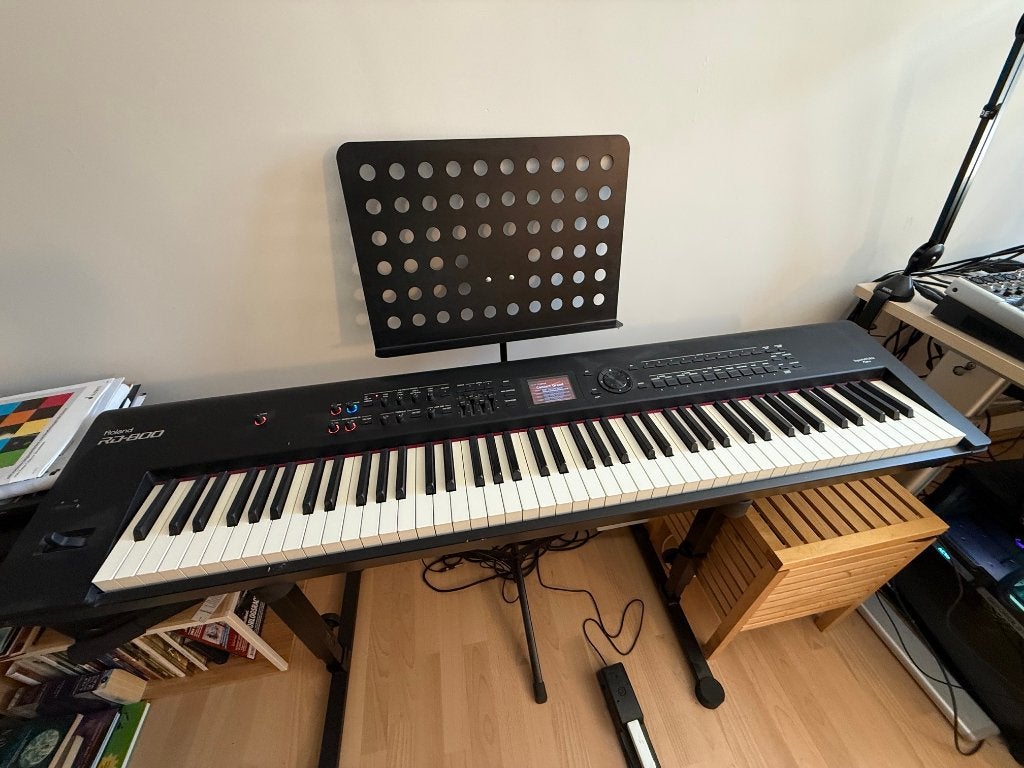 Roland rd800 stage piano in zeer goede staat, Ophalen, 88 toetsen, Roland, Zo goed als nieuw