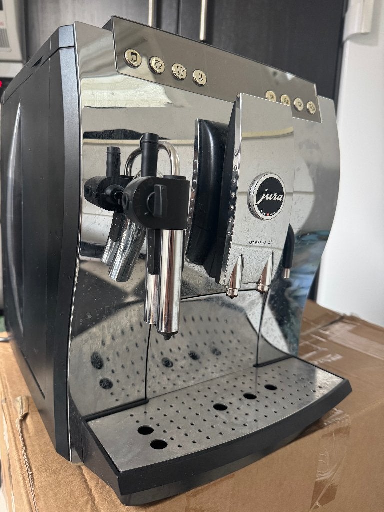 Jura Impressa Z5 Chroom defect, Witgoed en Apparatuur, Koffiezetapparaten, Ophalen, Niet werkend, Combi, 2 tot 4 kopjes