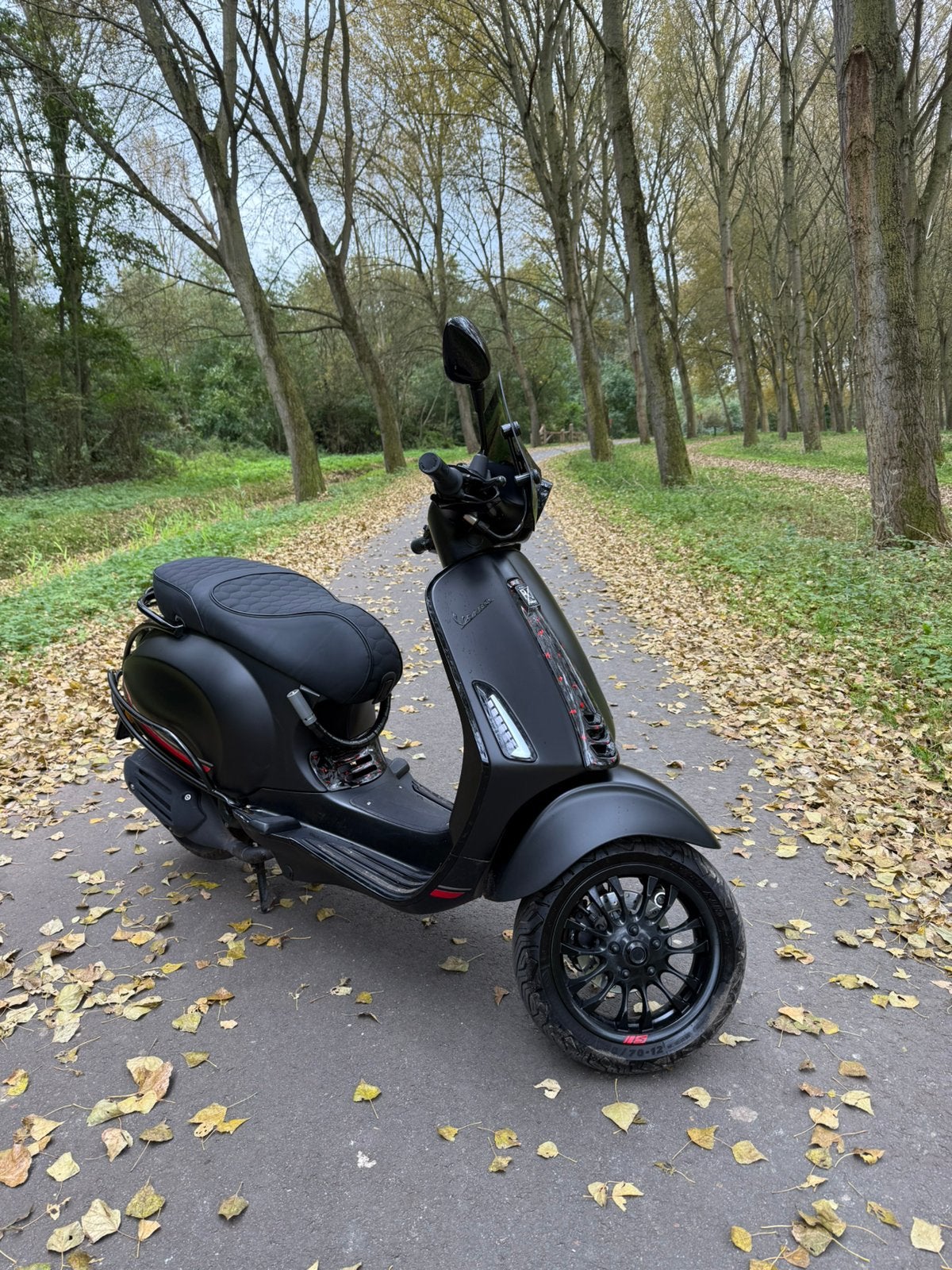 Vespa sprint, Ophalen, Zo goed als nieuw, Benzine