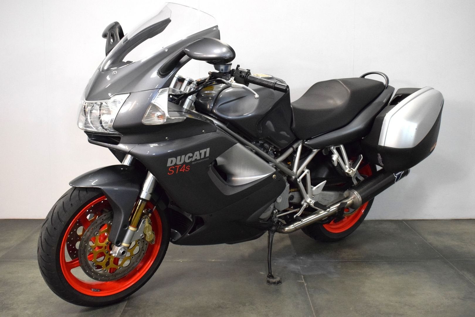 DUCATI ST 4S (bj 2006), DUCATI, 2 cilinders, Bedrijf, Onbekend