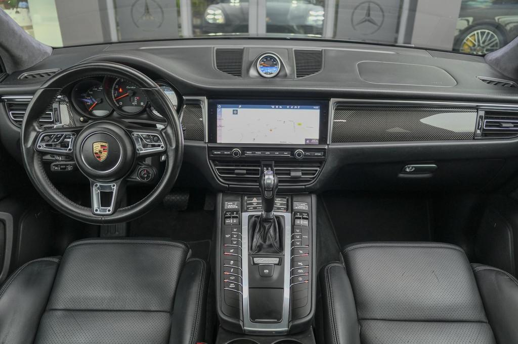 Porsche Macan 2.9 Turbo 441pk Panoramadak Luchtvering Adapti, Auto's, Porsche, Automaat, Gebruikt, Zwart, Bedrijf