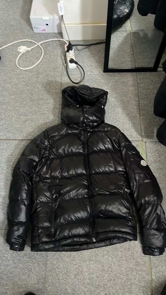 Moncler maya winterjas (L), Kleding | Heren, Ophalen of Verzenden, Zo goed als nieuw, Zwart