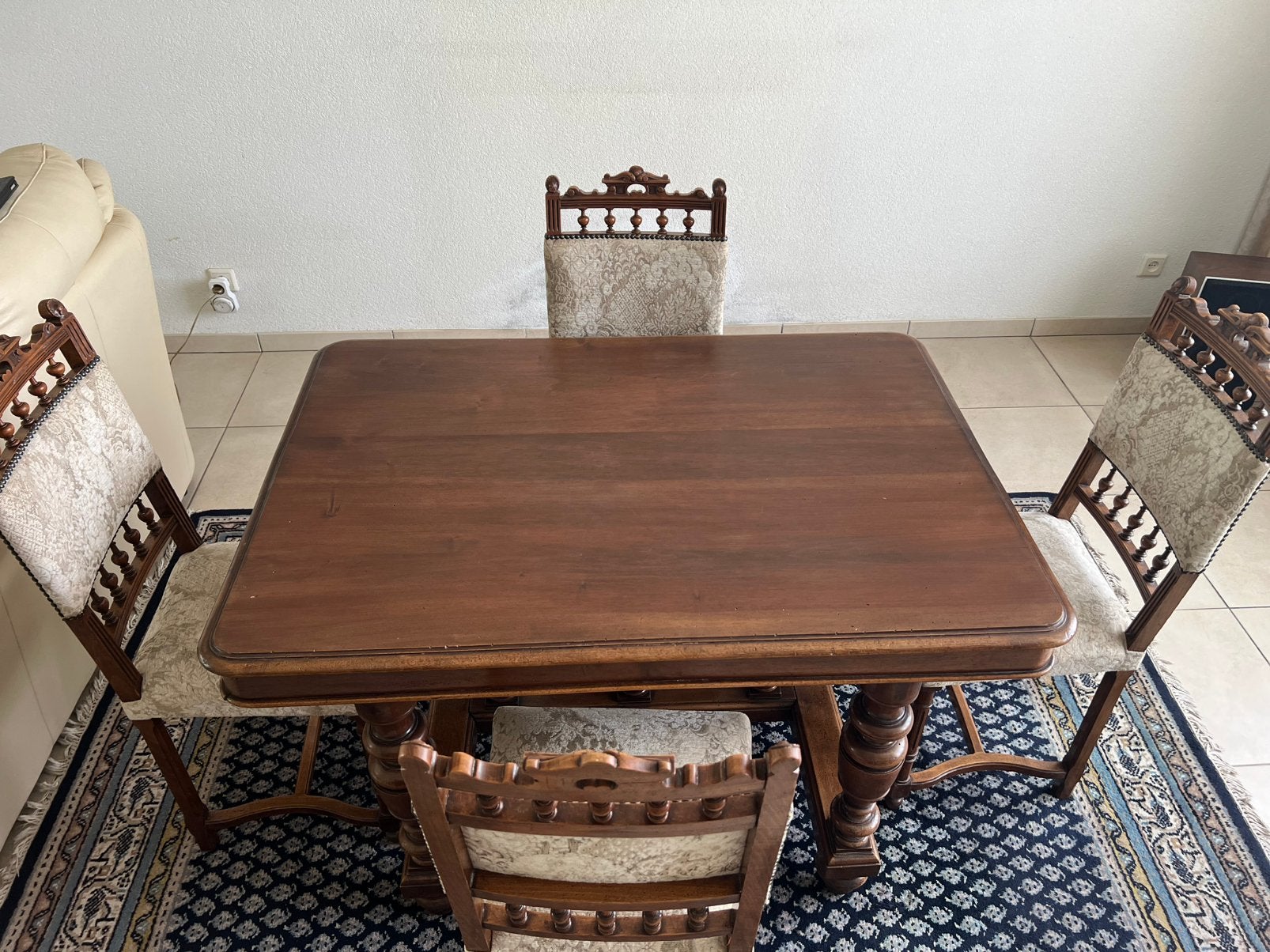 Franse klassieke eettafel met 4 stoelen, Ophalen