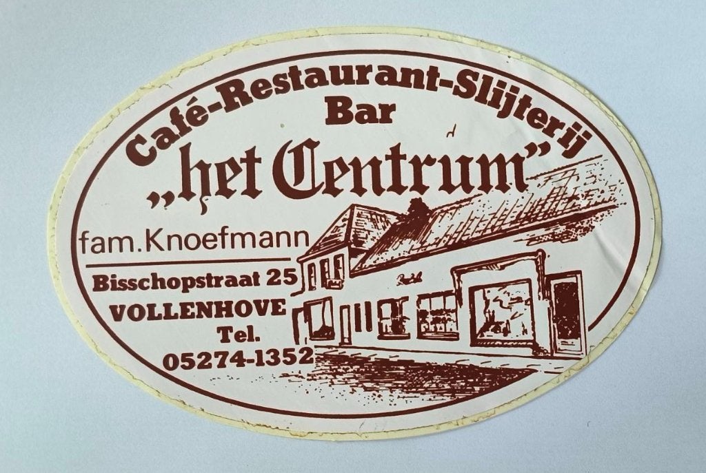 Sticker Het Centrum Cafe/Restaurant/Slijterij/Bar Vollenhove, Ophalen of Verzenden, Zo goed als nieuw, Bedrijf of Vereniging