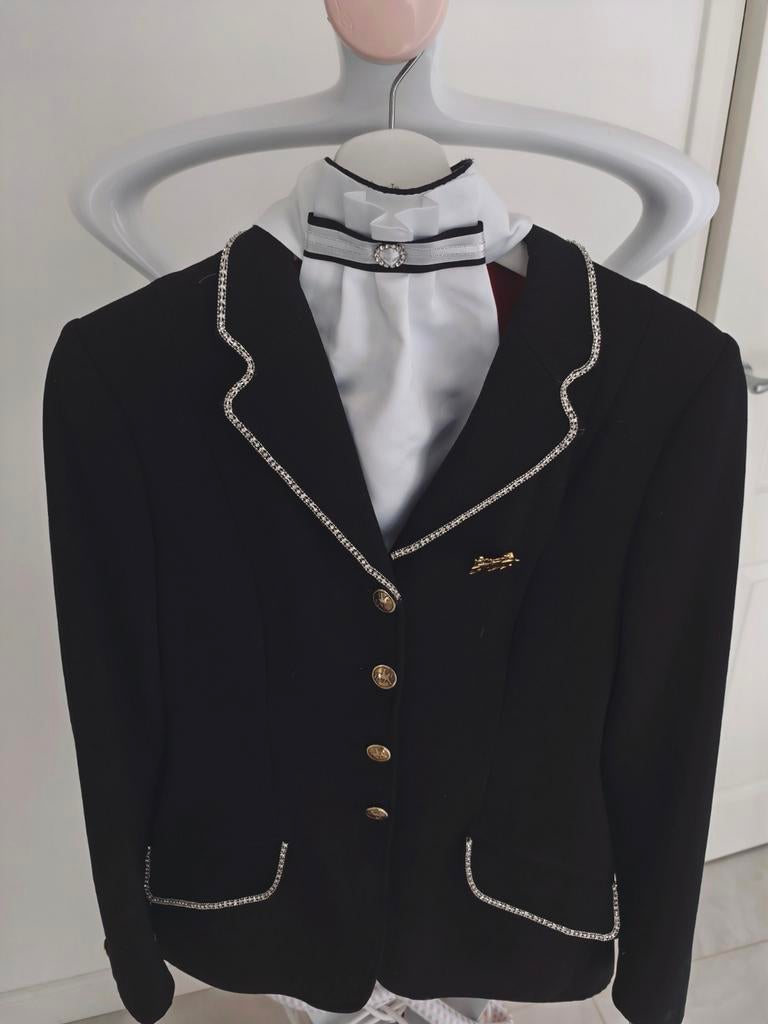pikeur wool wedstrijd jas met accessories
maat 164, Ophalen of Verzenden