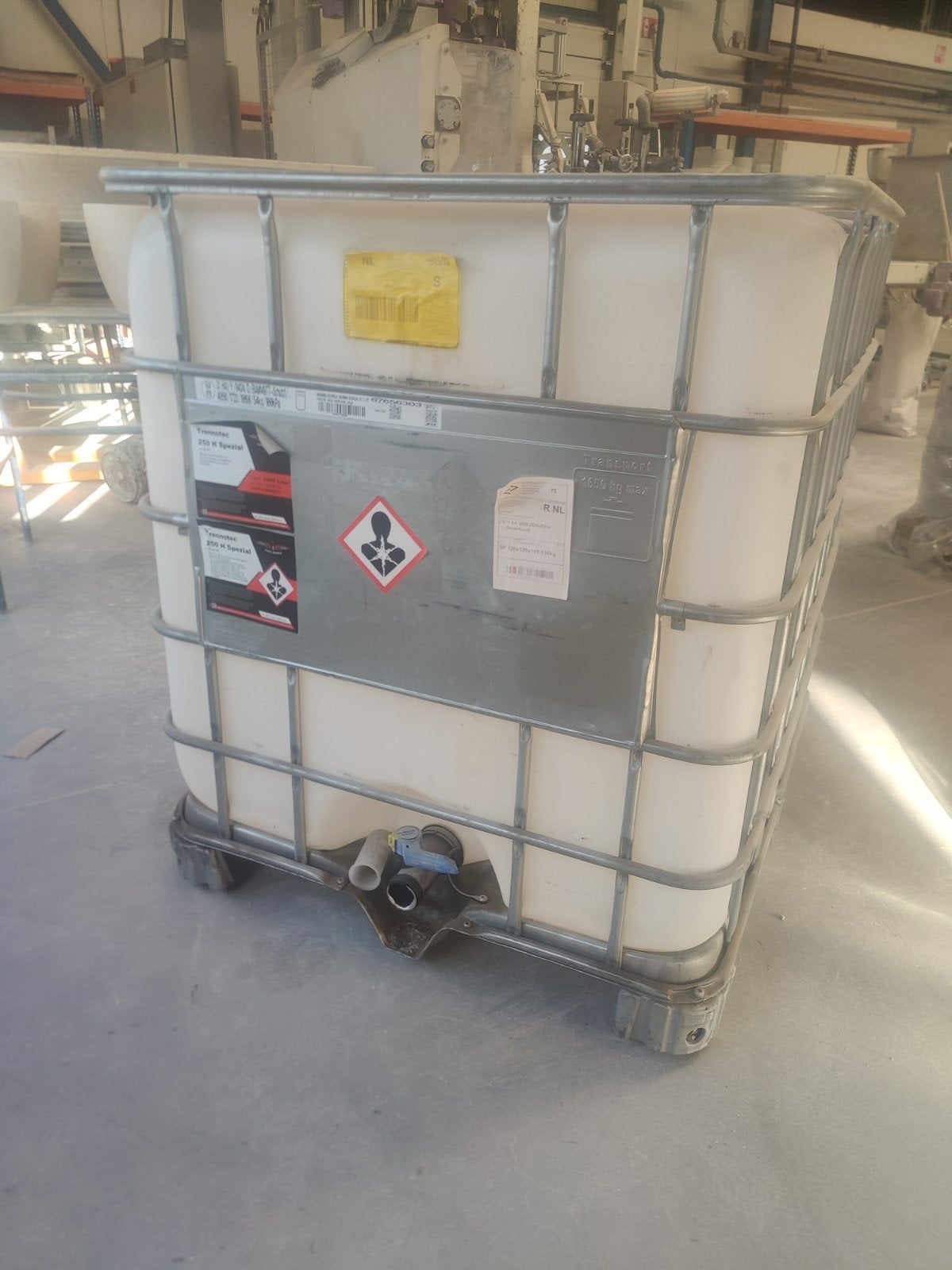 te koop IBC vat, 150 liter of meer, Ophalen of Verzenden, Zo goed als nieuw