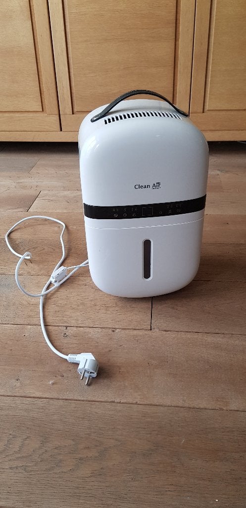 Ontvochtiger en luchtreiniger/luchtfilter, Ophalen, Gebruikt, Luchtontvochter