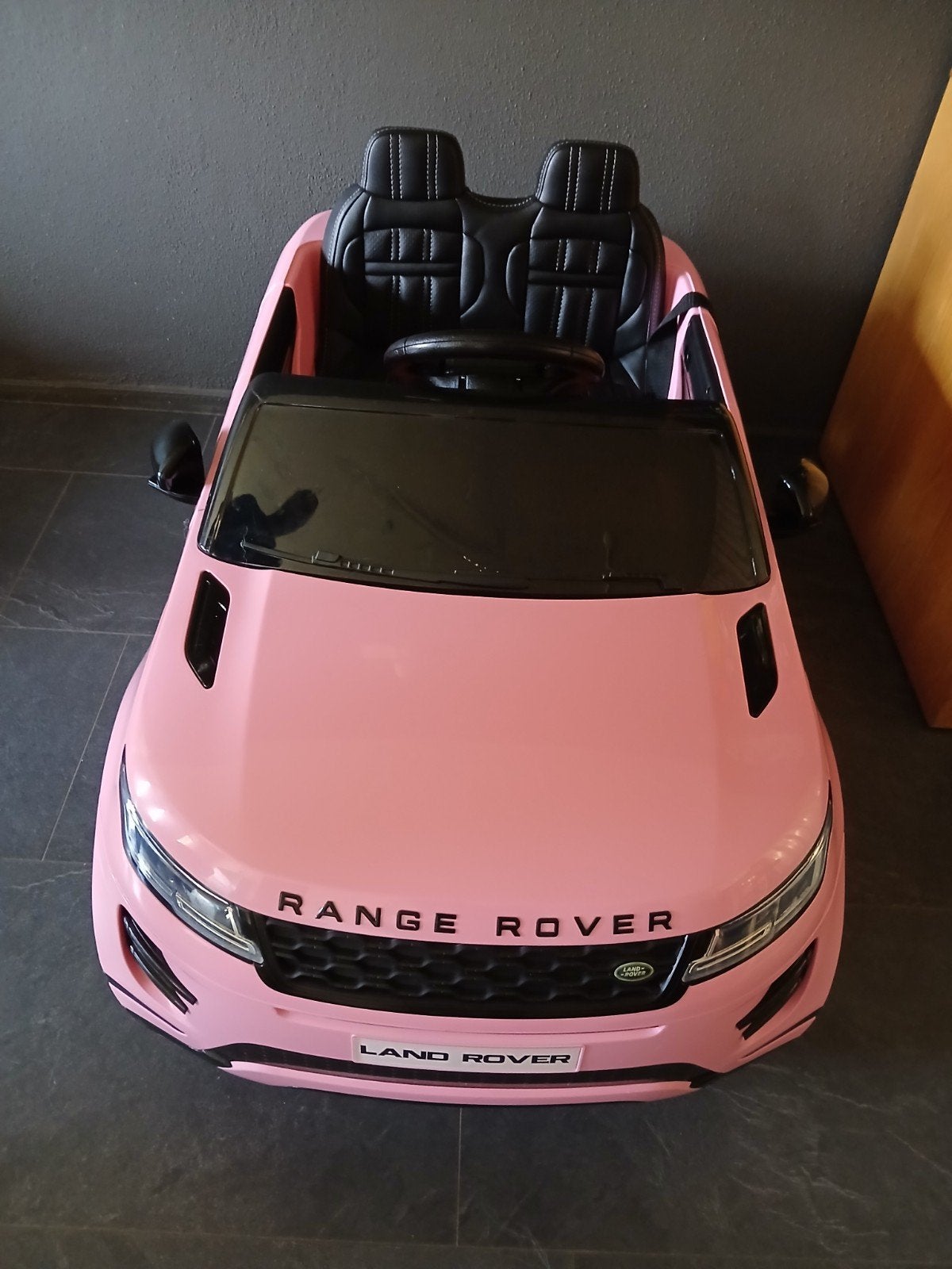 Range rover (land rover) evoque met bon, Kinderen en Baby's, Speelgoed | Buiten | Accuvoertuigen, Ophalen, Nieuw
