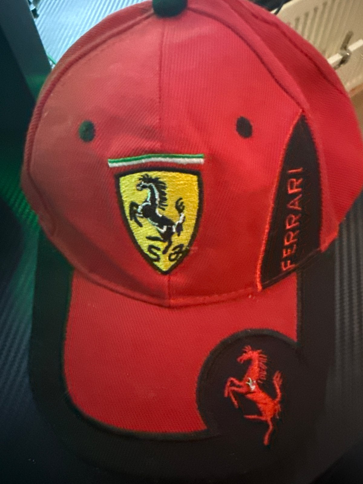 Ferrari Pet Rood - Zo goed als nieuw, Verzenden, Zo goed als nieuw, One size fits all, Pet