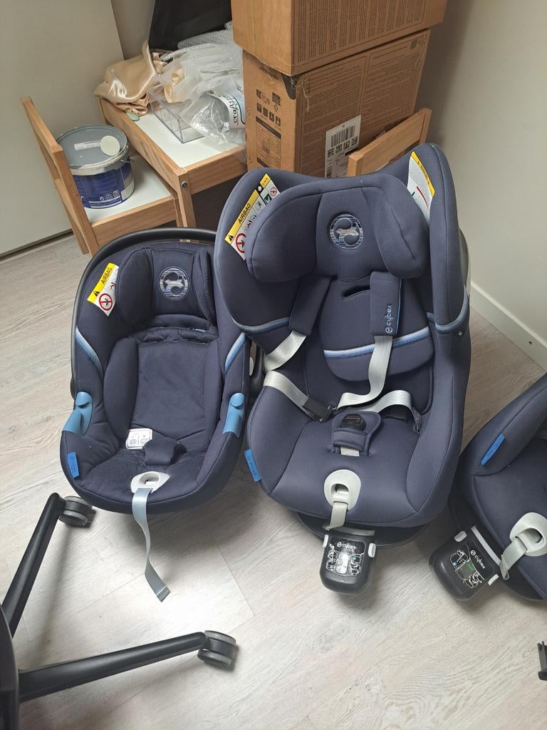 Cybex Gold Maxi-Cosi met Base en Sirona M2 autostoel (set), Ophalen