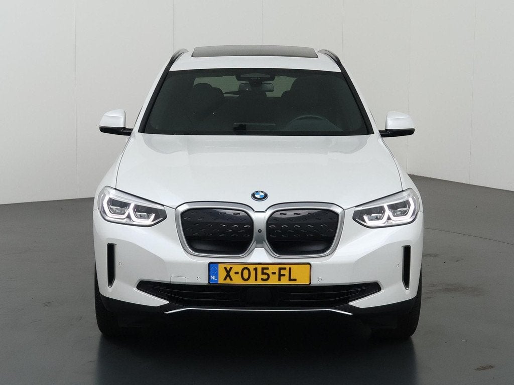 BMW iX3 Executive 80 kWh | SOH 94% | Panoramadak | Sportstoe, Auto's, BMW, Automaat, Achterwielaandrijving, Gebruikt, Wit
