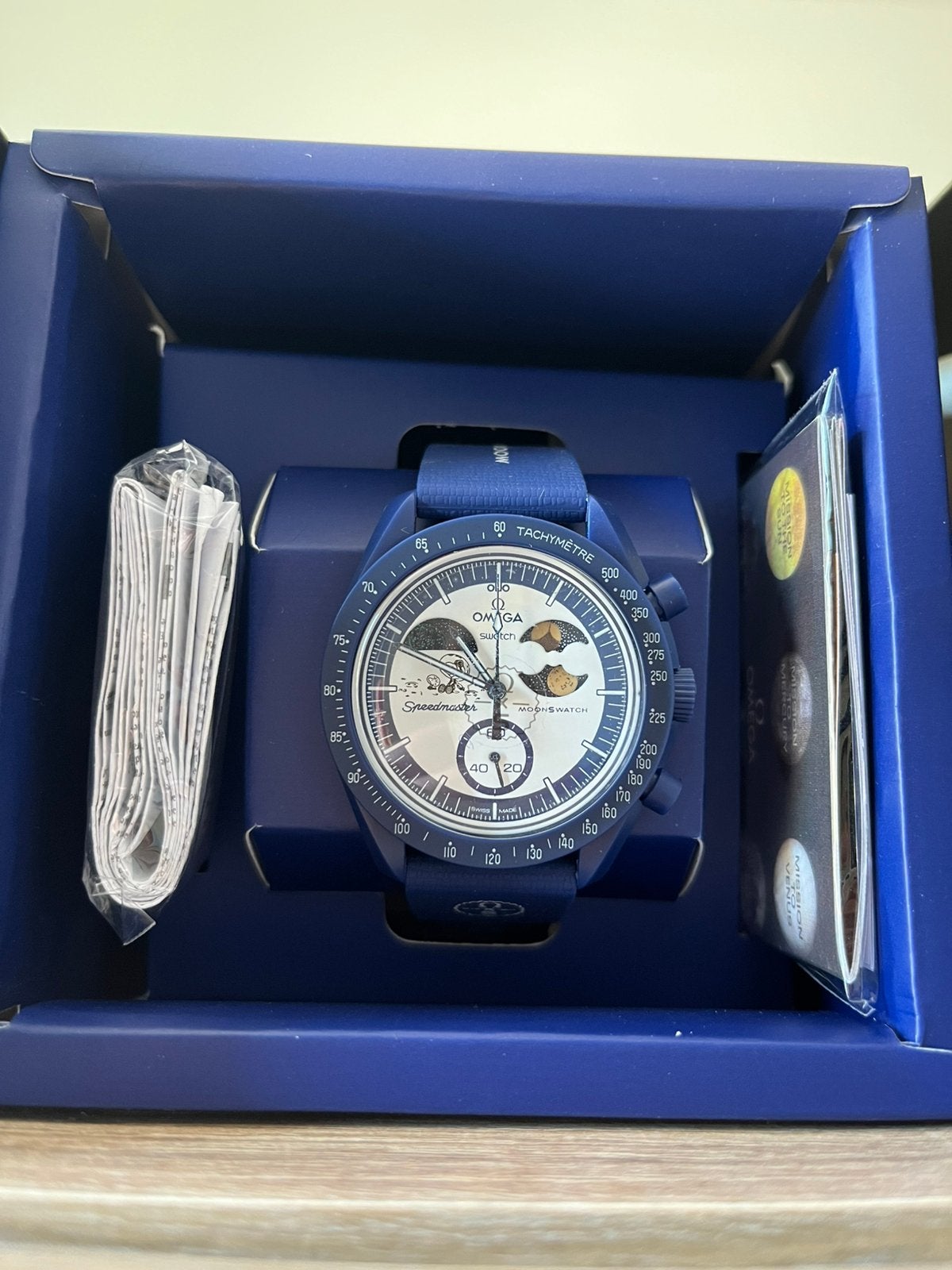 Omega x Swatch MoonShine Gold August, Ophalen of Verzenden, Zo goed als nieuw, Blauw, Jongen of Meisje