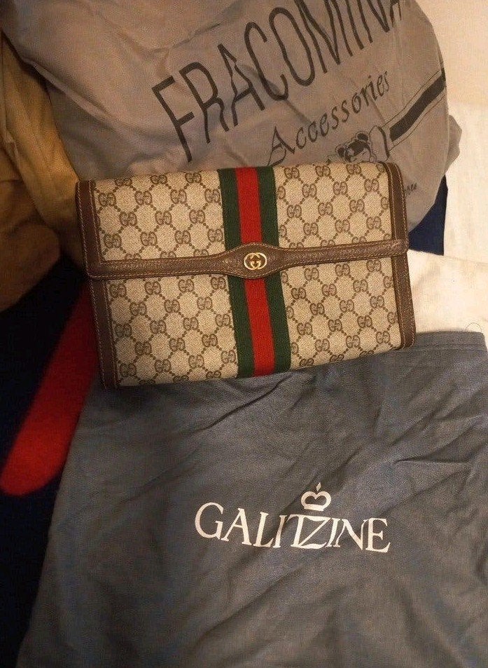 Vintage Gucci Parfums Clutch Tas - Zo goed als nieuw, Ophalen of Verzenden, Zo goed als nieuw, Rood, Handtas
