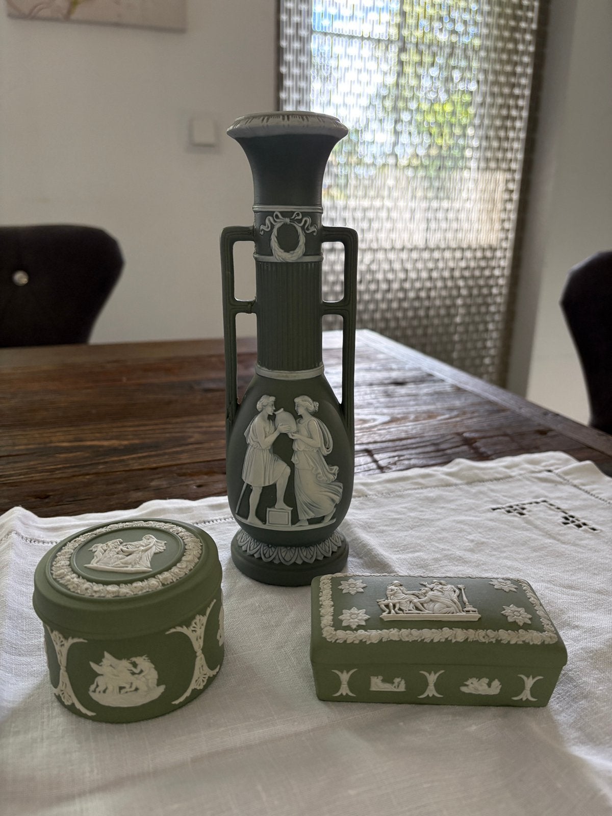 Vintage jasperware set - klassiek en decoratief., Antiek en Kunst, Antiek | Porselein, Verzenden
